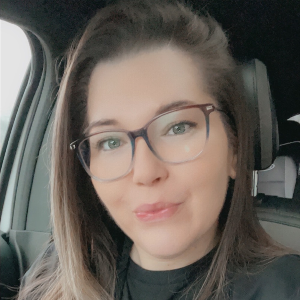 Meet your Posher, Kimberly